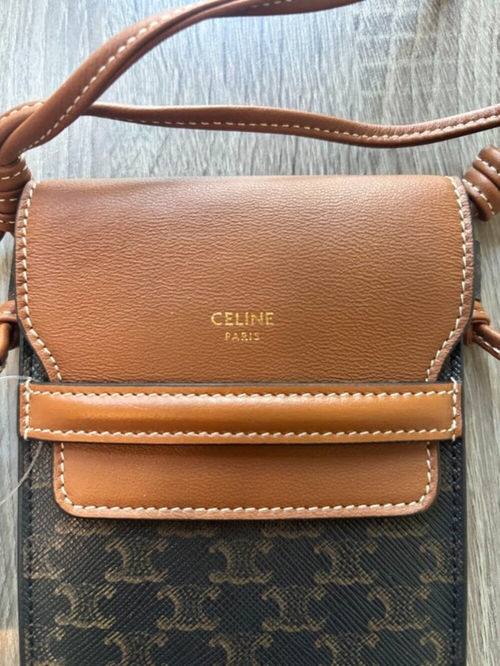 Authentic Celine Triomphe Canvas Lambskin Phone Pouch With Flap - New with Tags - Picture 2 of 7